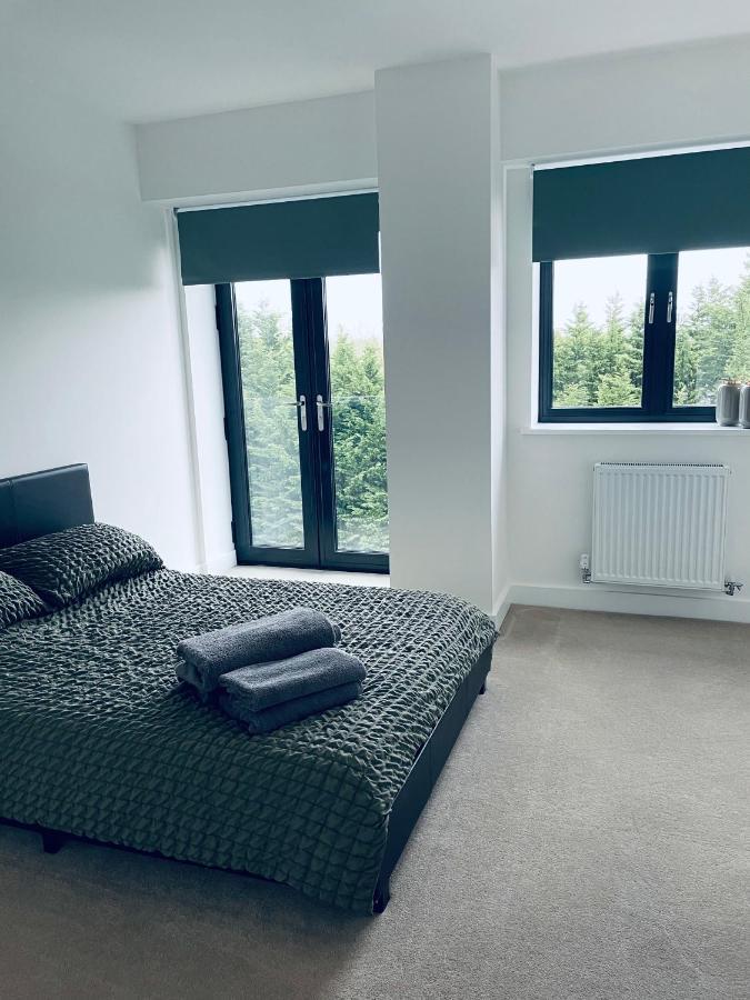 New One Bedroom Luxury Apartment In Solihull Exterior photo